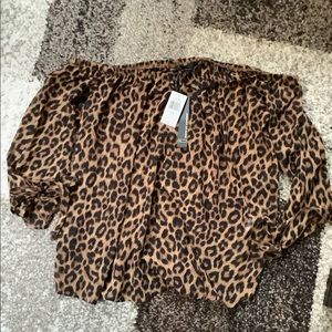 Jeans By Buffalo Cheetah Blouse